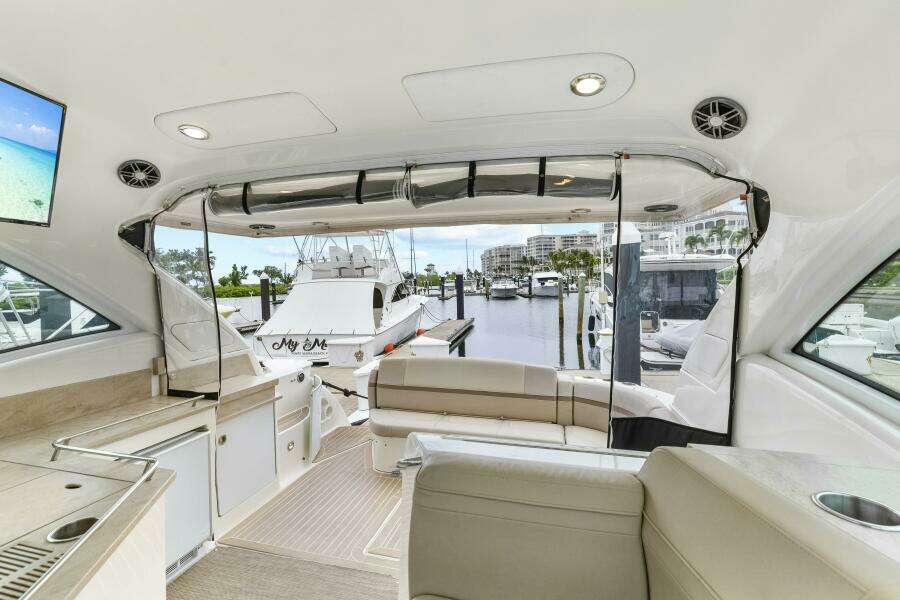 2016 Formula 45 Yacht