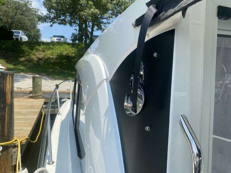 2023 Beneteau Antares 8