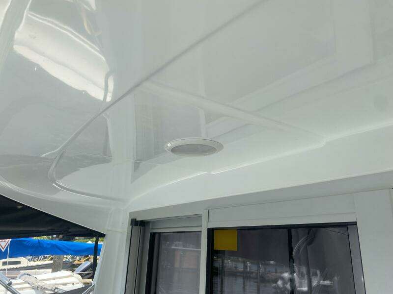2023 Beneteau Antares 8