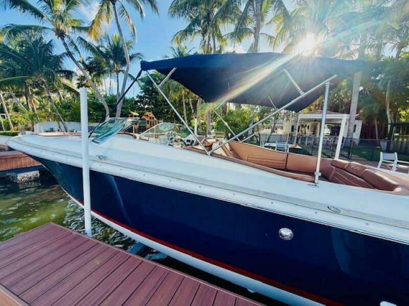 2015 Chris-Craft Launch 32