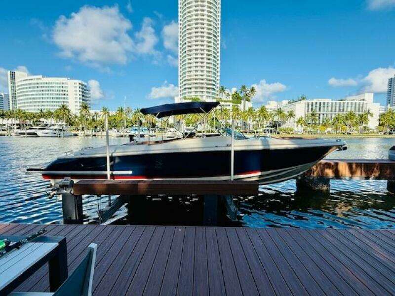 2015 Chris-Craft Launch 32