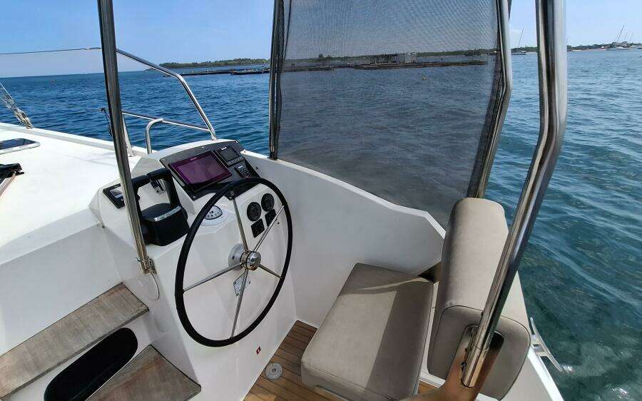 2019 Nautitech 40 Open