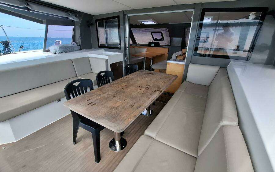 2019 Nautitech 40 Open