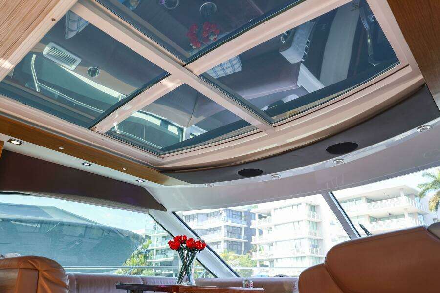 2014 Cruisers Yachts 45 Cantius