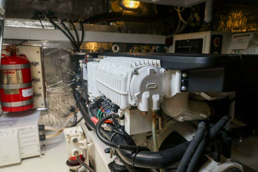 2014 Cruisers Yachts 45 Cantius