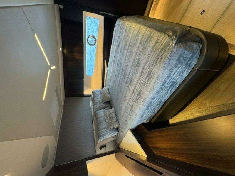 2022 Sunseeker Manhattan 68