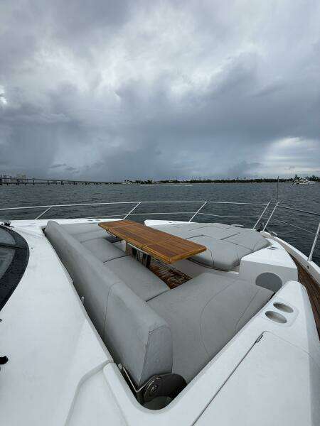 2022 Sunseeker Manhattan 68