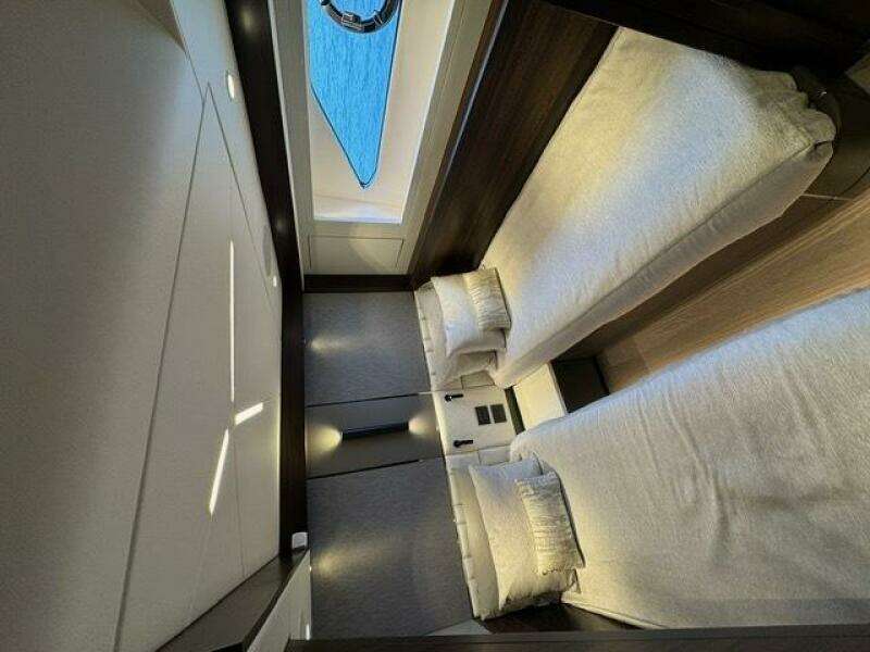 2022 Sunseeker Manhattan 68