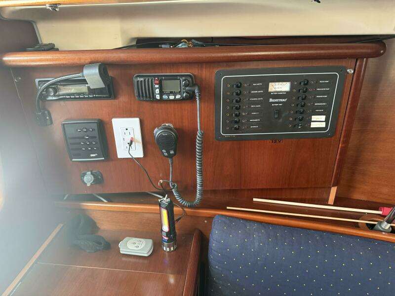 2005 Beneteau Oceanis 331