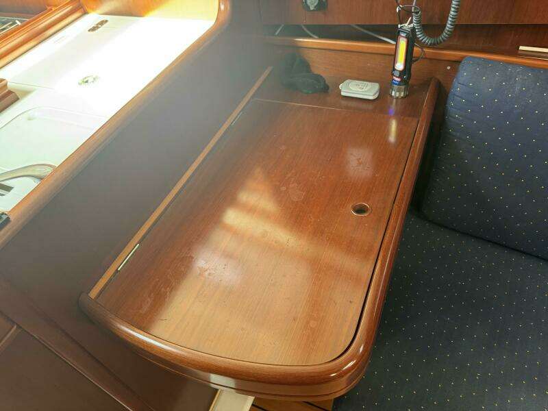 2005 Beneteau Oceanis 331