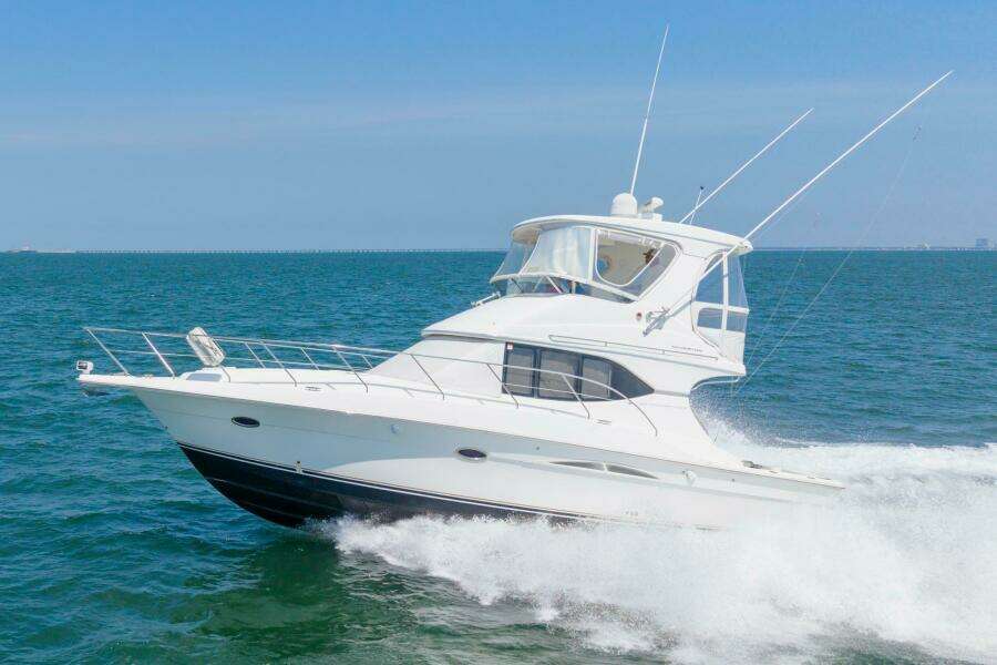 2007 Silverton 38 Convertible
