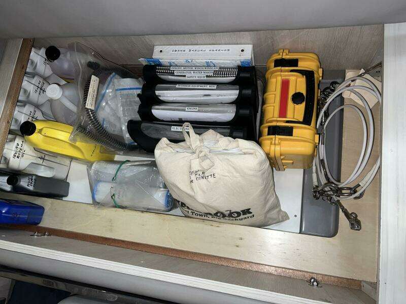 2018 Leopard Power Cat Storage