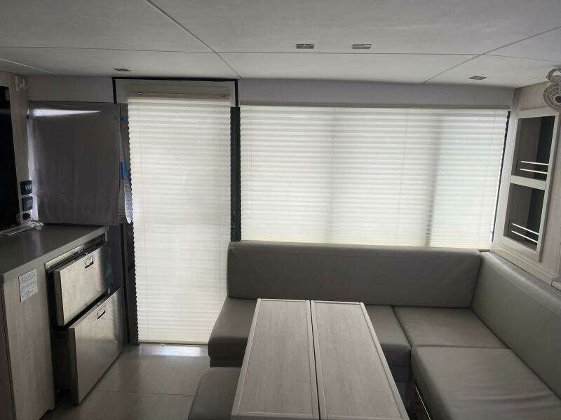 2018 Leopard Power Cat Dinette facing aft