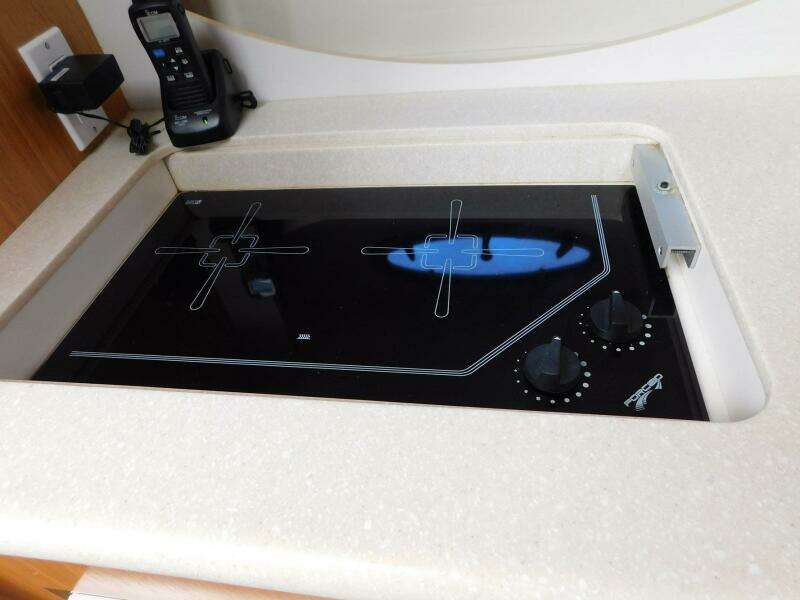 2001 Tiara Yachts 3500 Express