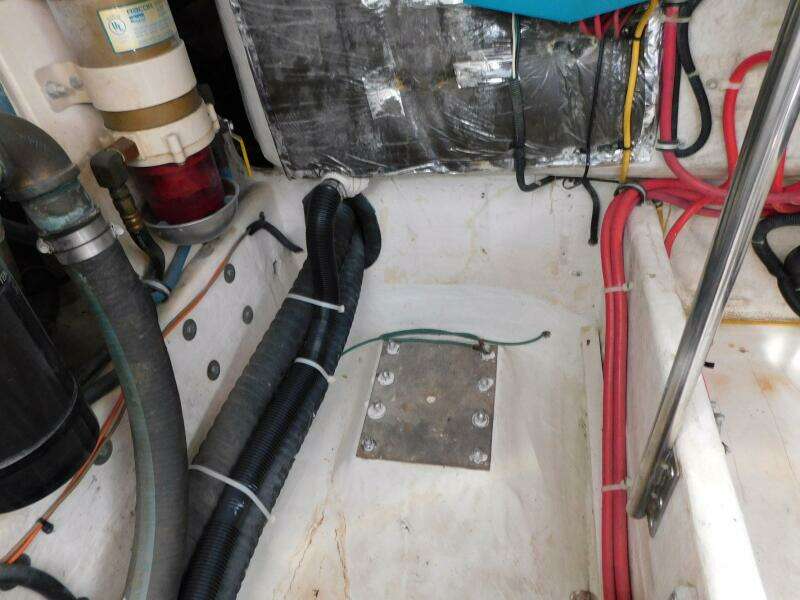 2001 Tiara Yachts 3500 Express