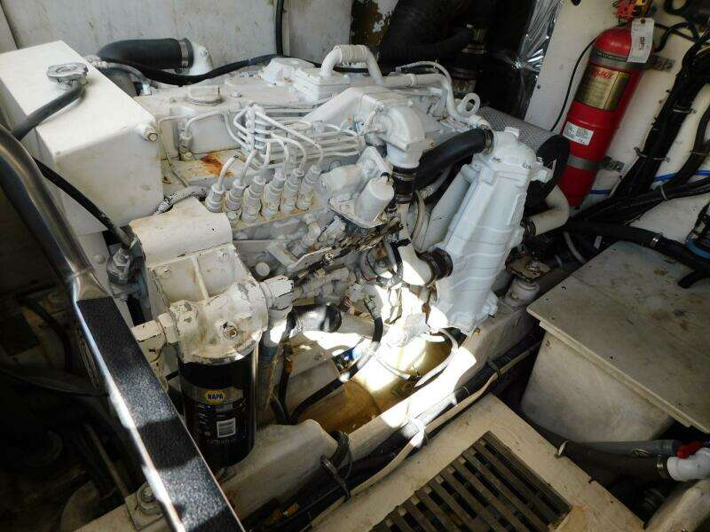 2001 Tiara Yachts 3500 Express