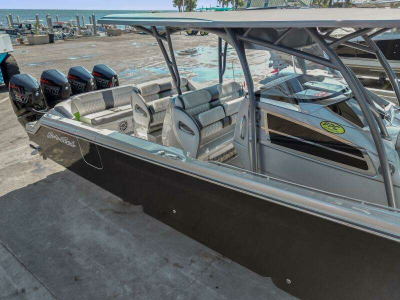 2021 Nor-Tech 390 Sport