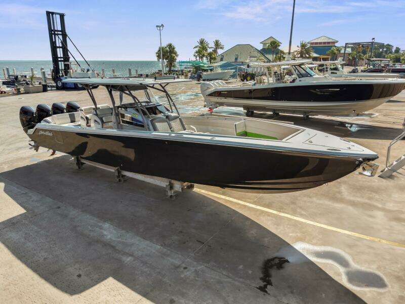 2021 Nor-Tech 390 Sport