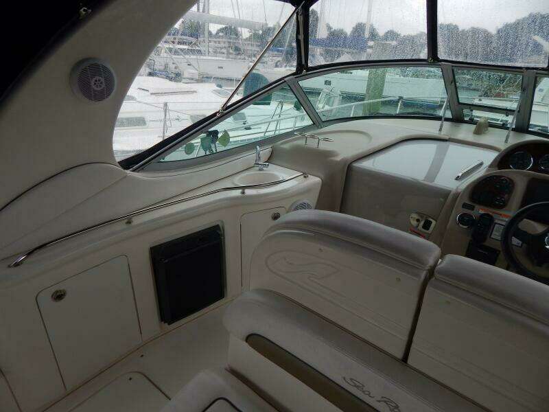 2006 Sea Ray 300 Sundancer