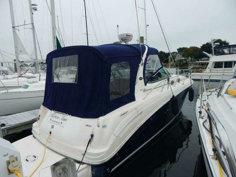 2006 Sea Ray 300 Sundancer