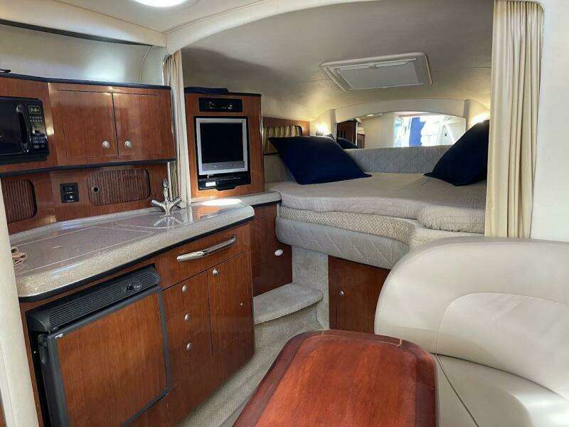 2006 Sea Ray 300 Sundancer