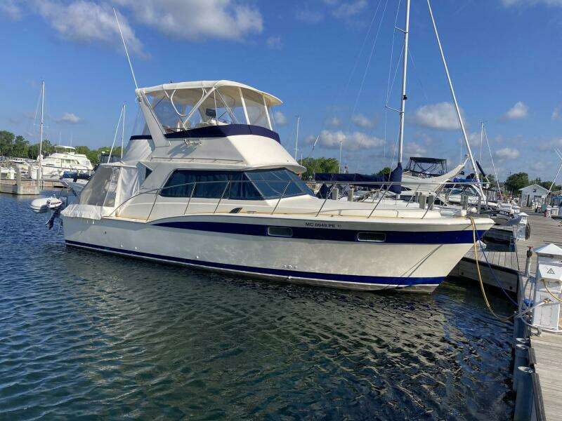 1979 Chris-Craft 360 Commander Sport Fish