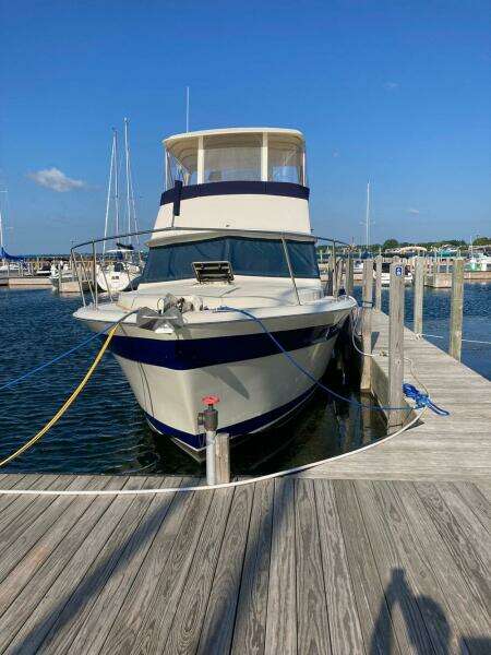 1979 Chris-Craft 360 Commander Sport Fish
