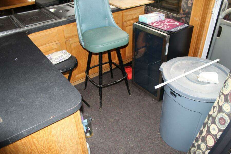 2000 Sumerset 75 Houston