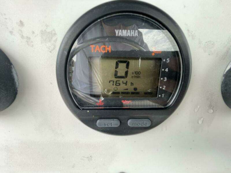 1993 Boston Whaler 21 Outrage