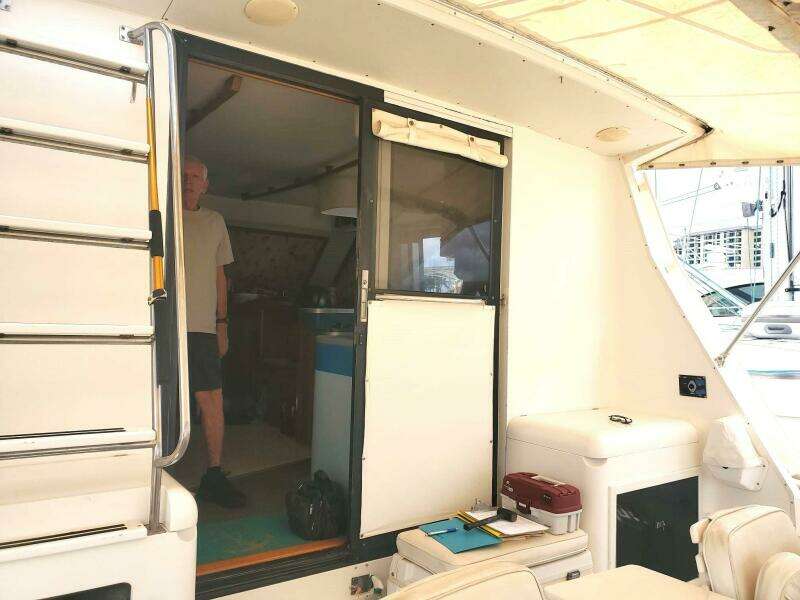 1989 Rampage R 401 SF SPORTFISHER