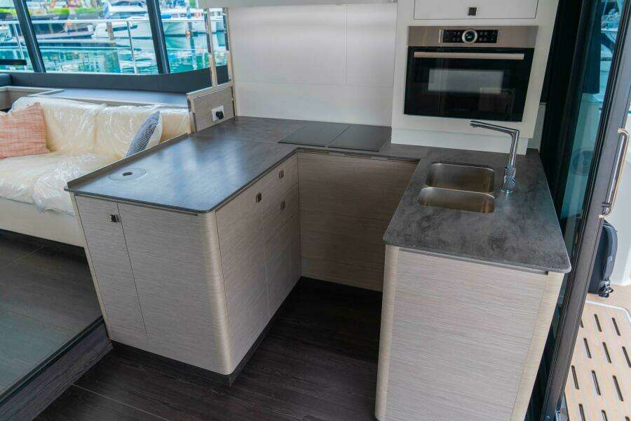 2024 Fountaine Pajot MY6