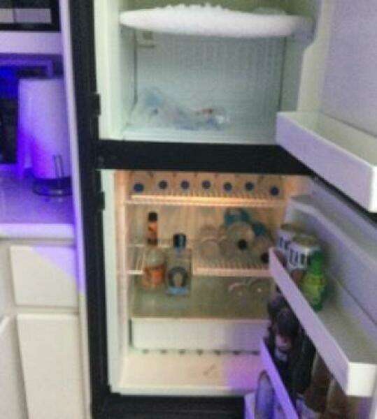 1995 Carver 430 Cockpit