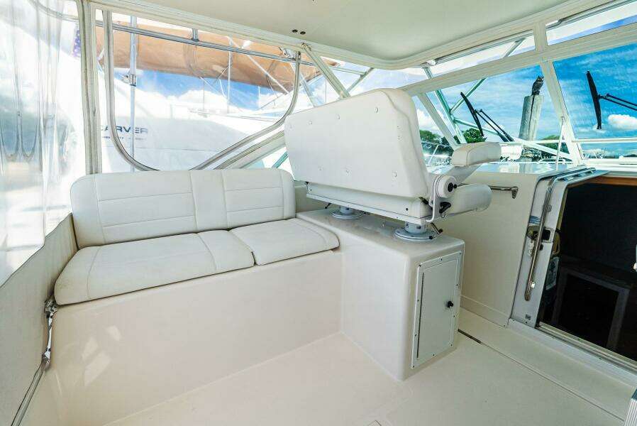 2008 Cabo 38 Express