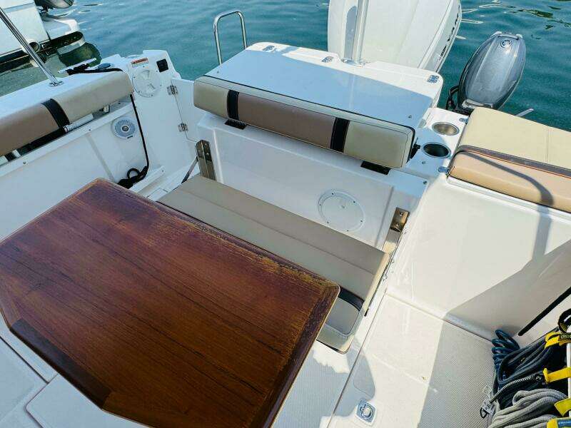 2018 Ranger Tugs R-27