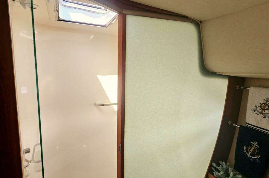 2006 Tiara Yachts 4300 Sovran