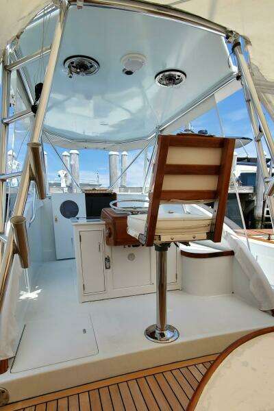 1985 Rybovich 32 Express Walkaround Sportfish