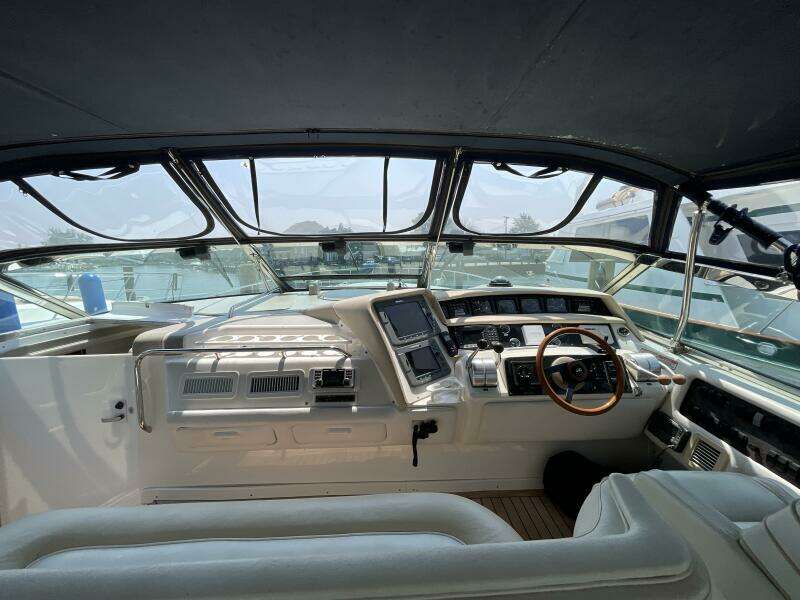 1998 Sea Ray 630 Super Sun Sport
