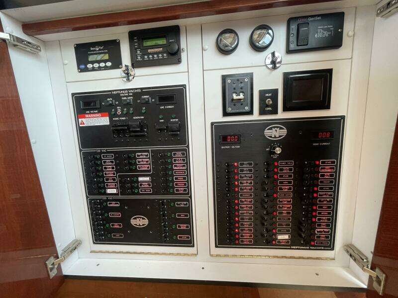 2006 Neptunus Royale 55