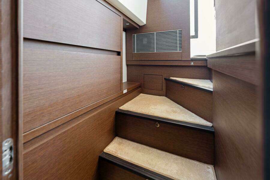 2020 52 Prestige Flybridge - Vacay - Compainway to Master Stateroom