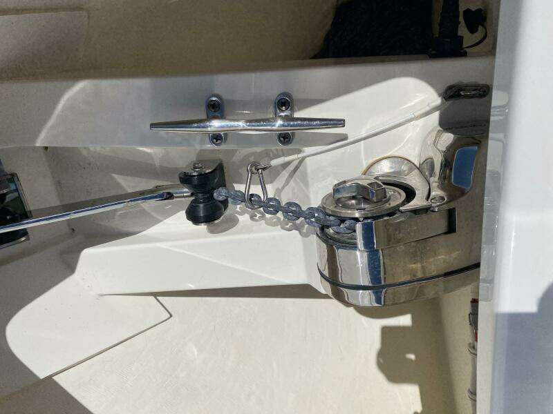 2021 Tiara Yachts 38LX