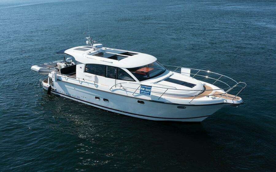 2021 Nimbus 405 Coupe