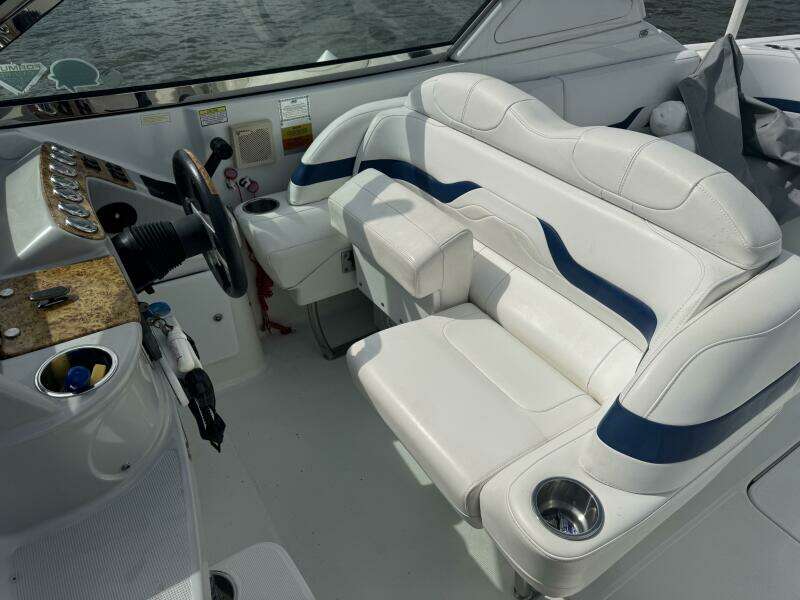 2007 Formula 330 Sun Sport