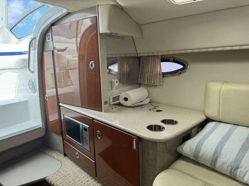 2007 Formula 330 Sun Sport