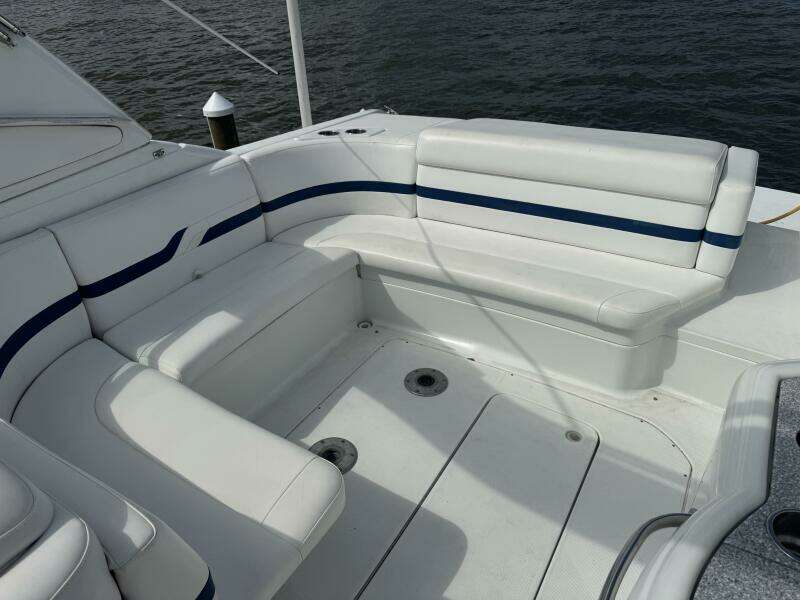 2007 Formula 330 Sun Sport