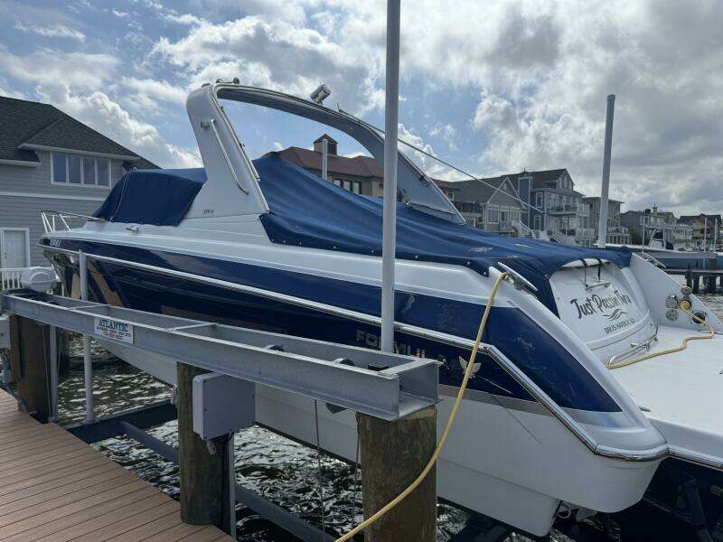 2007 Formula 330 Sun Sport