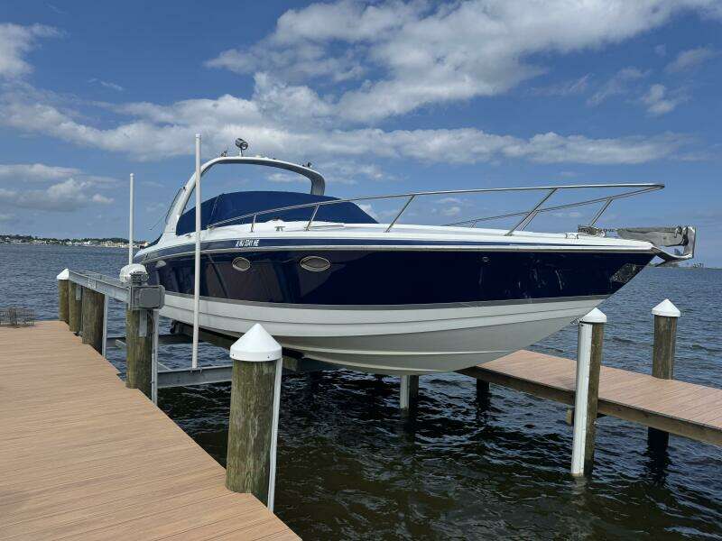 2007 Formula 330 Sun Sport