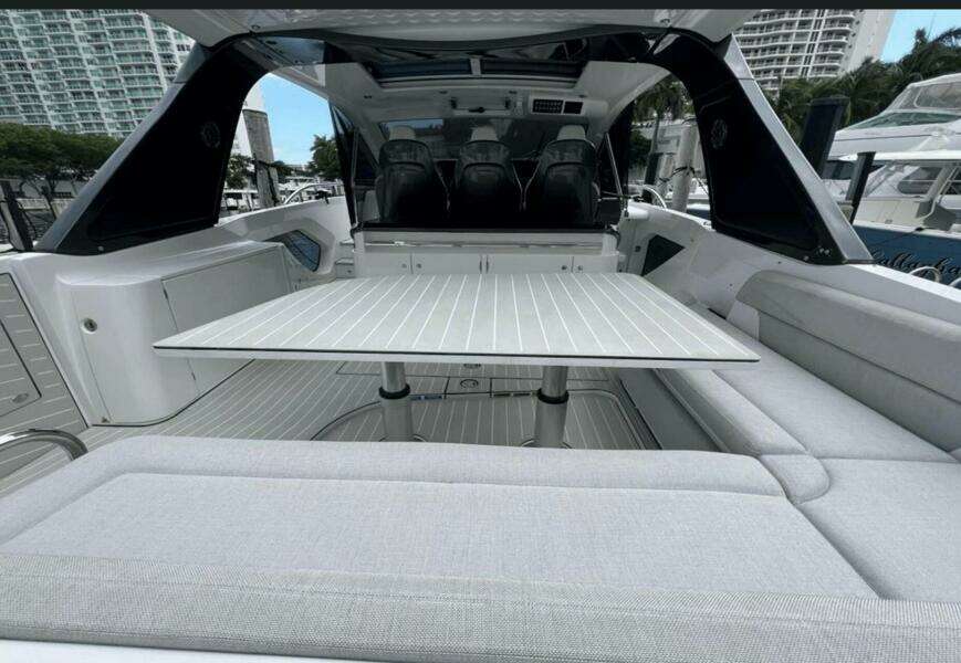 2022 Azimut Verve 42