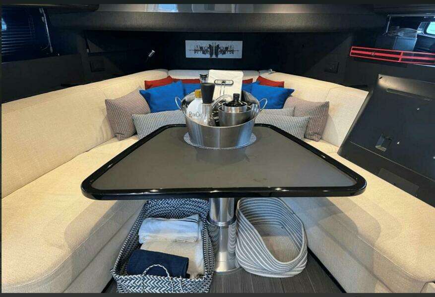 2022 Azimut Verve 42
