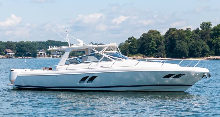 2015 Intrepid 430 Sport Yacht