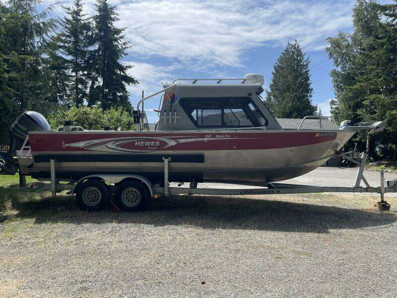 2019 Hewescraft 240 Ocean Pro
